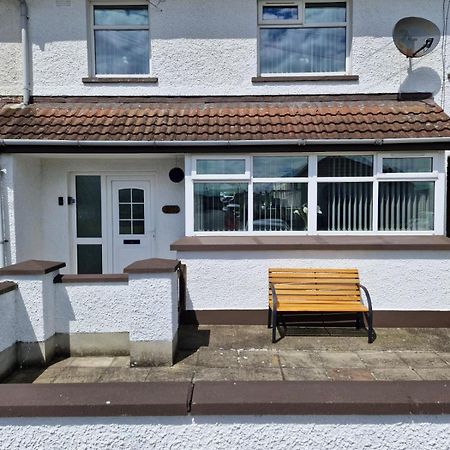 Cosy On The Coast Villa Portrush Bagian luar foto